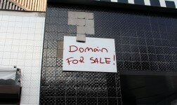 5 Reasons To Register Your Own Domain Name