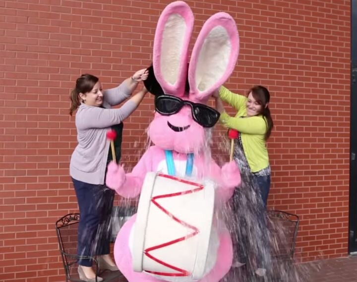 Energiser bunny does ice bucket challenge